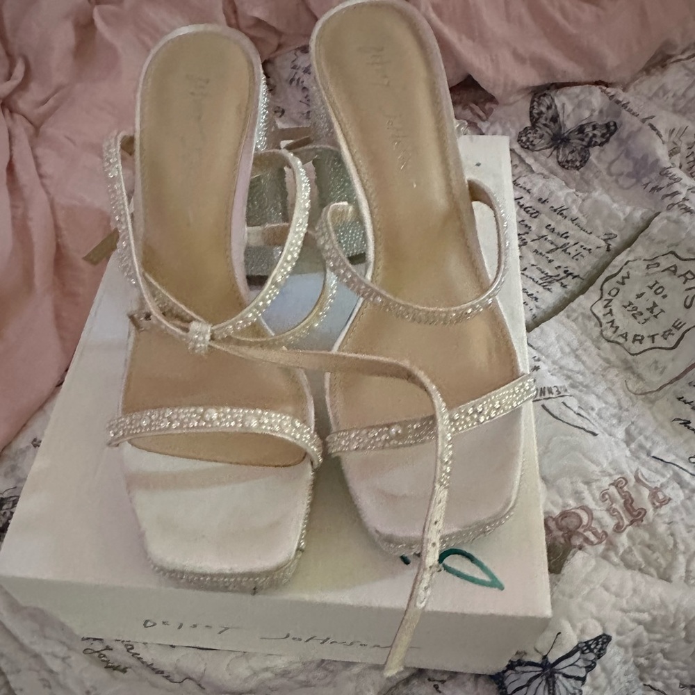 Betsy Johnson Pearl Sparkle Heels